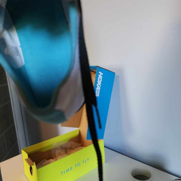 UEC Hoka One One W Rocket TRACK Shoes with Metal Spikes (10) - Picture 5 of 10